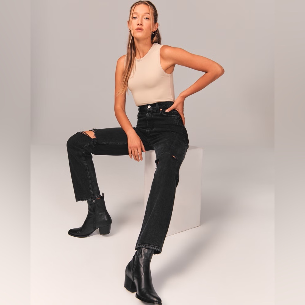 Abercrombie & Fitch 90s Straight Ultra High Rise double knee destroy black jeans